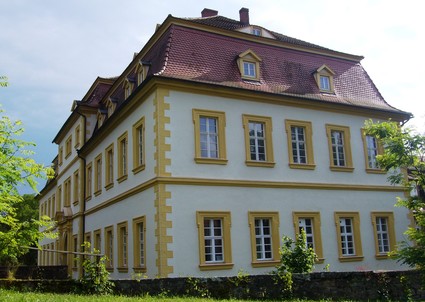 Außenansicht auf das Schloss in Trautskirchen