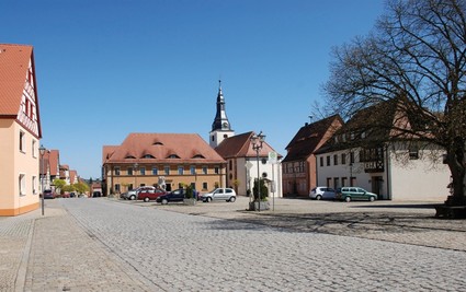 Bild Marktplatz Neuhof a.d.Zenn
