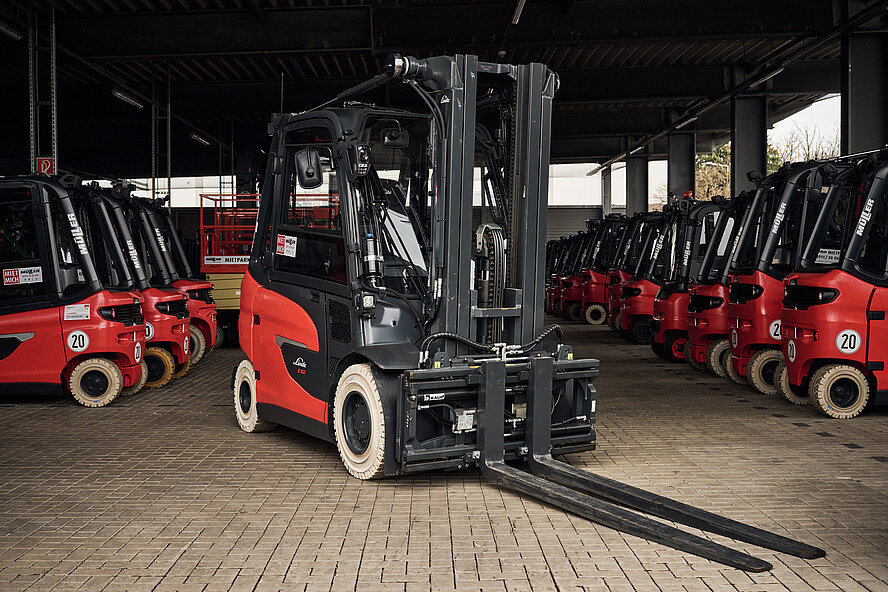 H2 Flurförderzeuge Linde Material